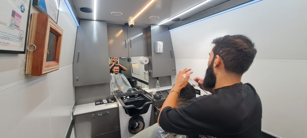 لأول مرة في الأحساء.. شاب سعودي يطلق 