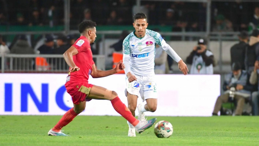 الرجاء يهزم الوداد في ديربي وقمة الدوري المغربي