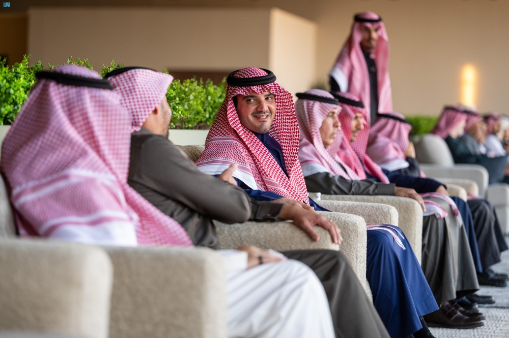 الأمير عبد العزيز بن سعود يرعى ختام كأس العلا للصقور - واس