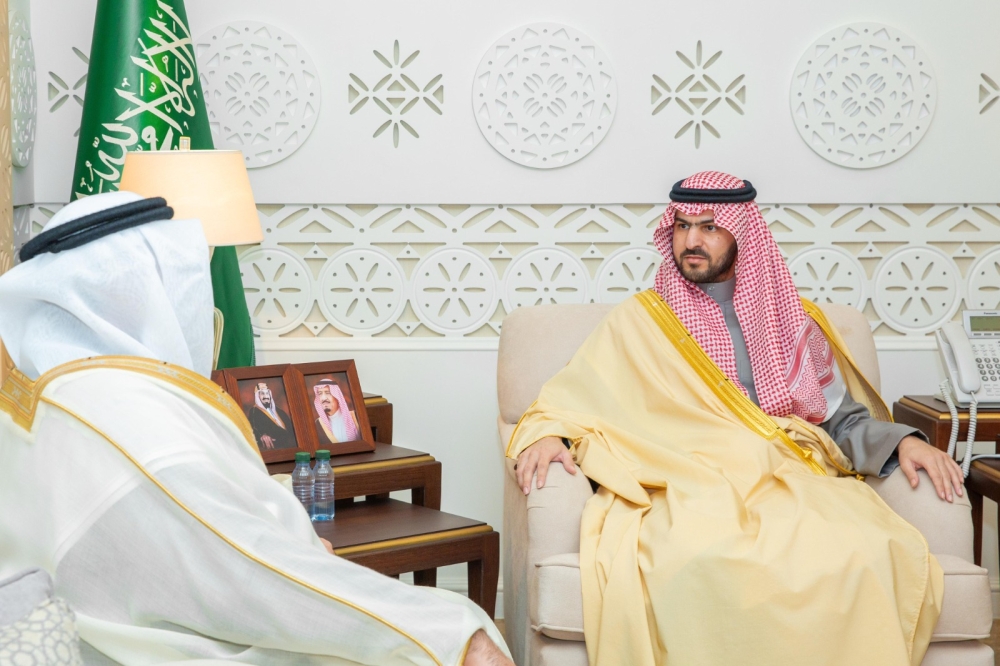 نائب أمير الشرقية يستقبل أمين المنطقة