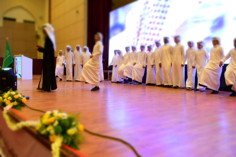 حفل تكريم 800 طالب من أوائل الطلاب المتفوقين في الطائف - اليوم