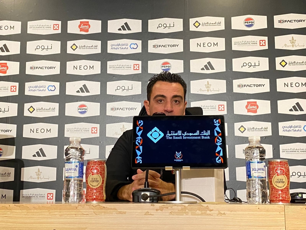 تشافي: سنلعب بشكل هجومي أمام ريال مدريد