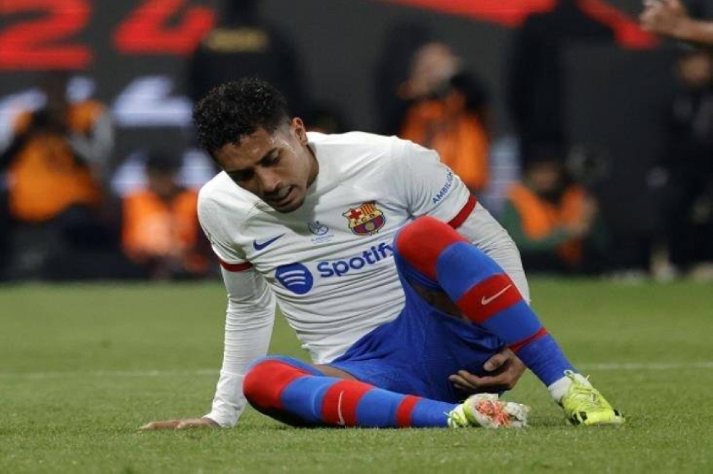 برشلونة يعلن طبيعة إصابة رافينيا