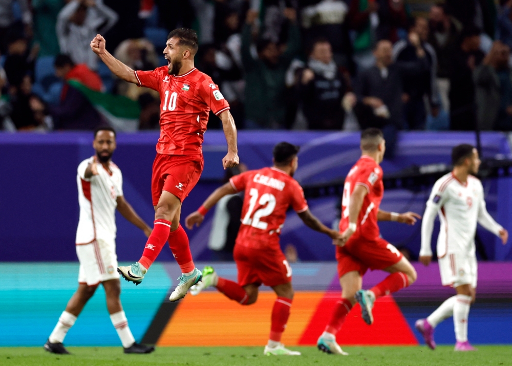 فلسطين تتعادل إيجابيا أمام الإمارات في كأس أسيا