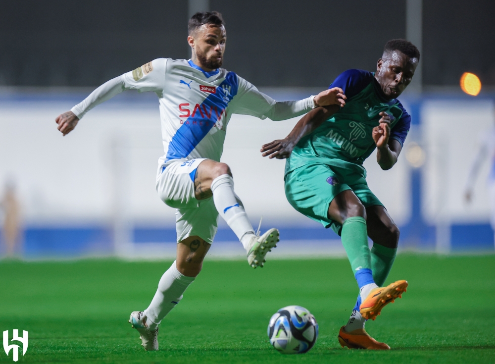 الهلال يفوز بثلاية ودياً على الشعلة