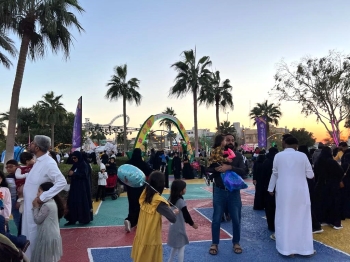 سيهات.. مهرجان الزهور يستقطب 60 ألف زائر خلال 3 أيام