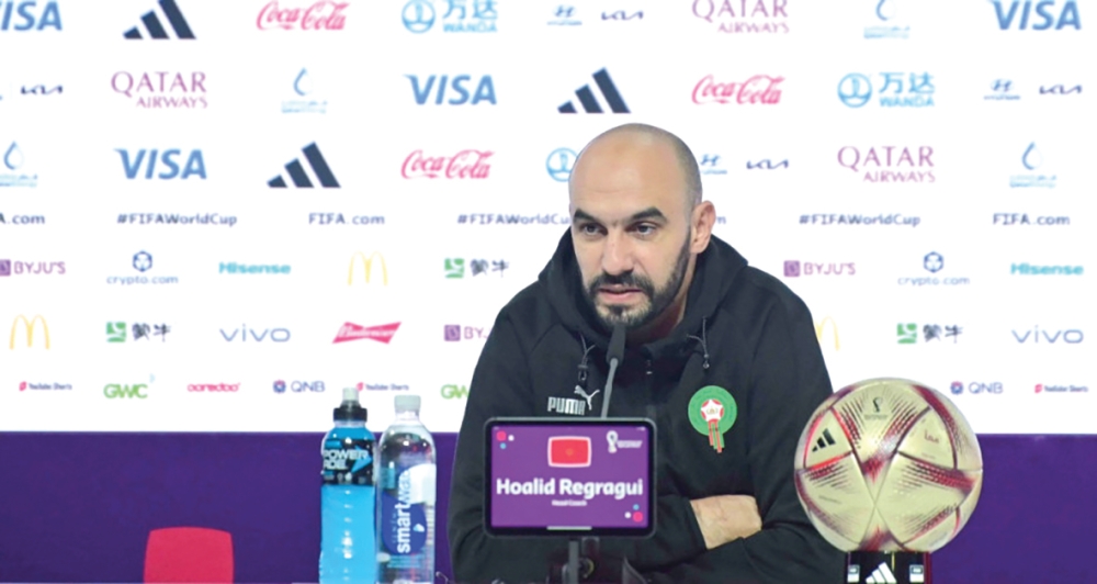 كاف يلغي إيقاف الركراكي مدرب المغرب
