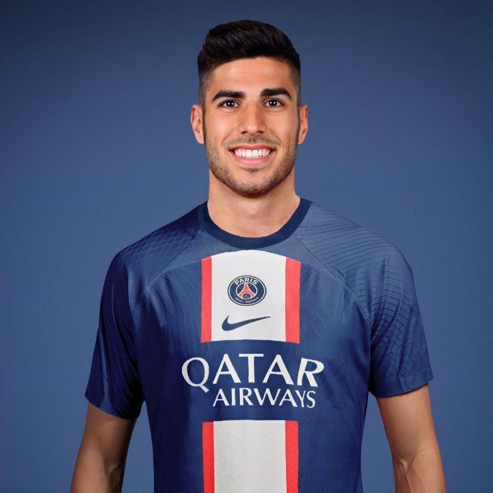 ليفركوزن ينفي اهتمام ناديه بضم أسينسيو