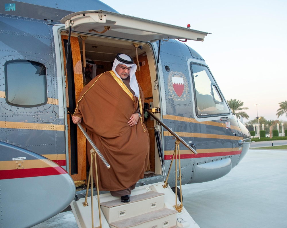 ولي العهد يستقبل نظيره البحريني في الرياض