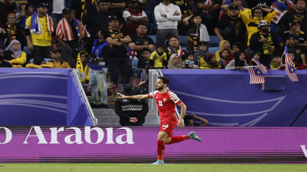 فتحي× المرضي.. صراع الوسط في نهائي آسيا