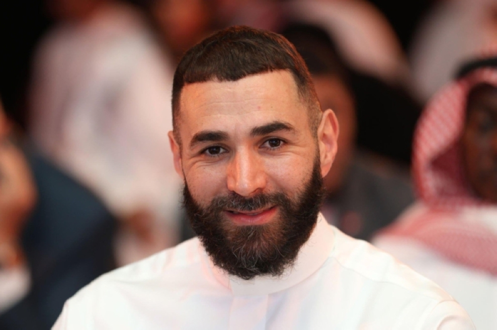 نيمار ينضم لقائمة نجوم الكرة العالمية تأثرًا بثقافة المملكة