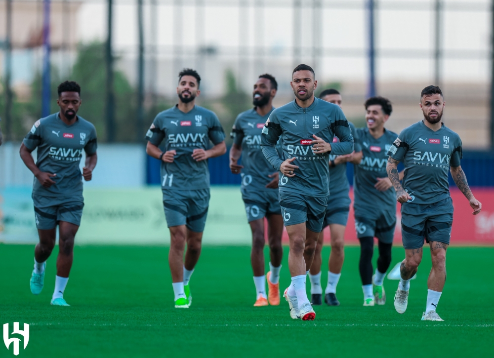 الهلال يتطلع إلى معادلة رقم النصر التاريخي في روشن