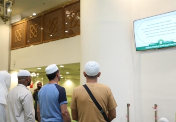 الفرص التطوعية تضمنت تنظيف وتبخير وتعطير المساجد - إكس