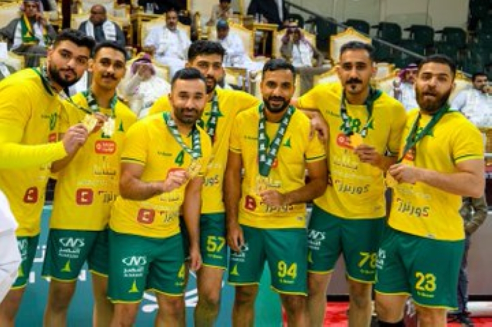 الخليج يتوج بكأس السوبر السعودي الإماراتي على حساب شباب الأهلي