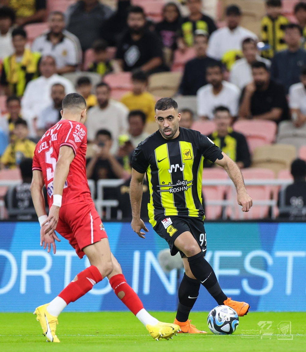 ماذا يقدم عبد الرزاق حمد الله أمام الهلال؟