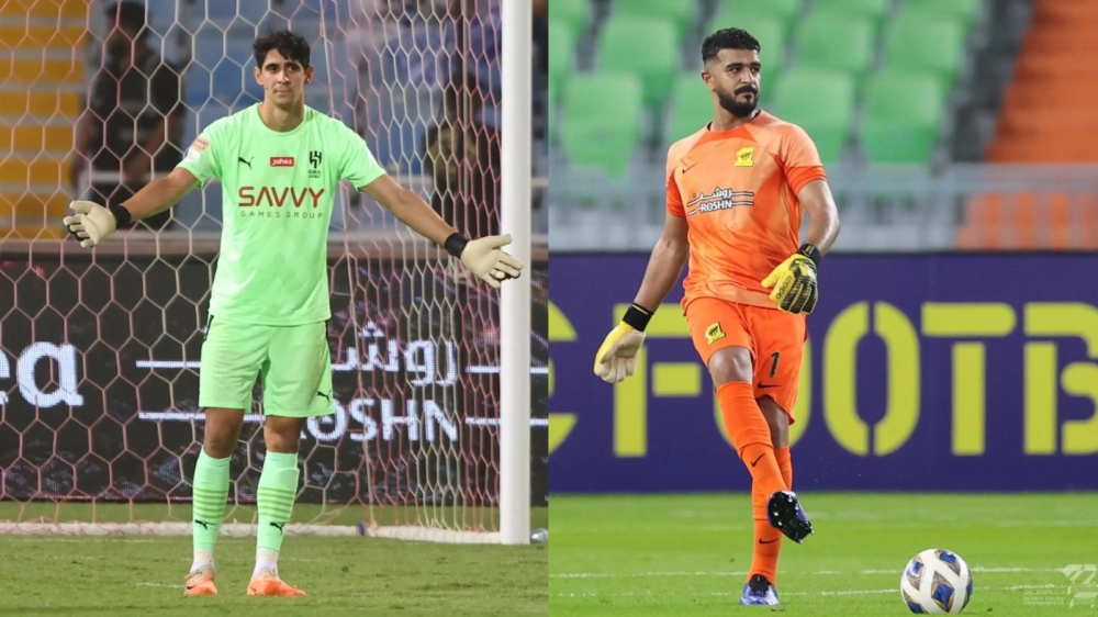 كلاسيكو الهلال والاتحاد.. تحدي الحراس بين بونو والمعيوف