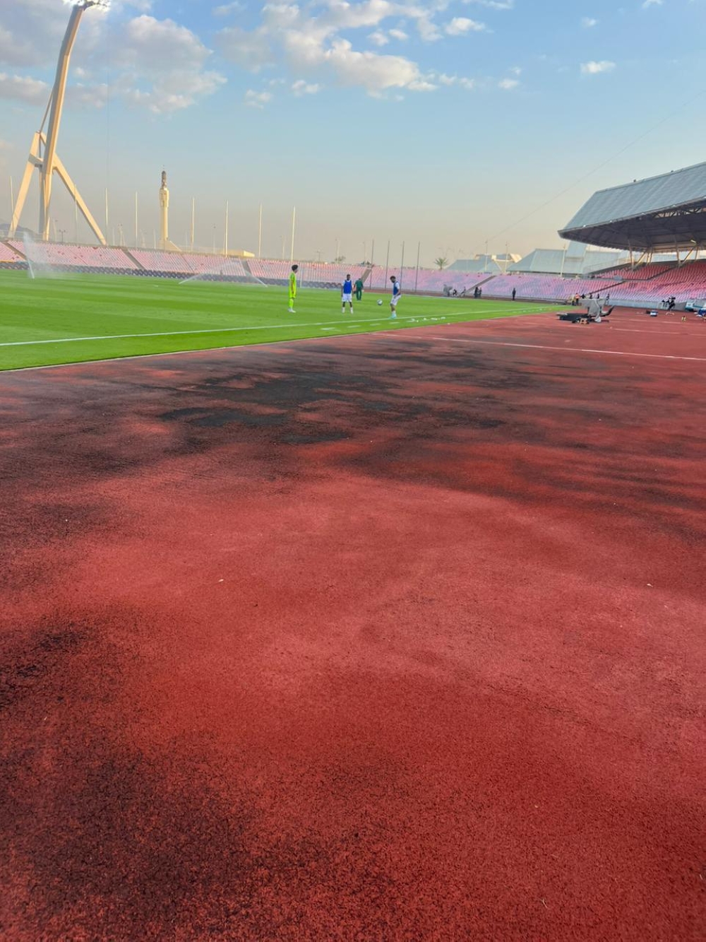 مضمار ملعب الشرائع .. لغز محير ؟ 
