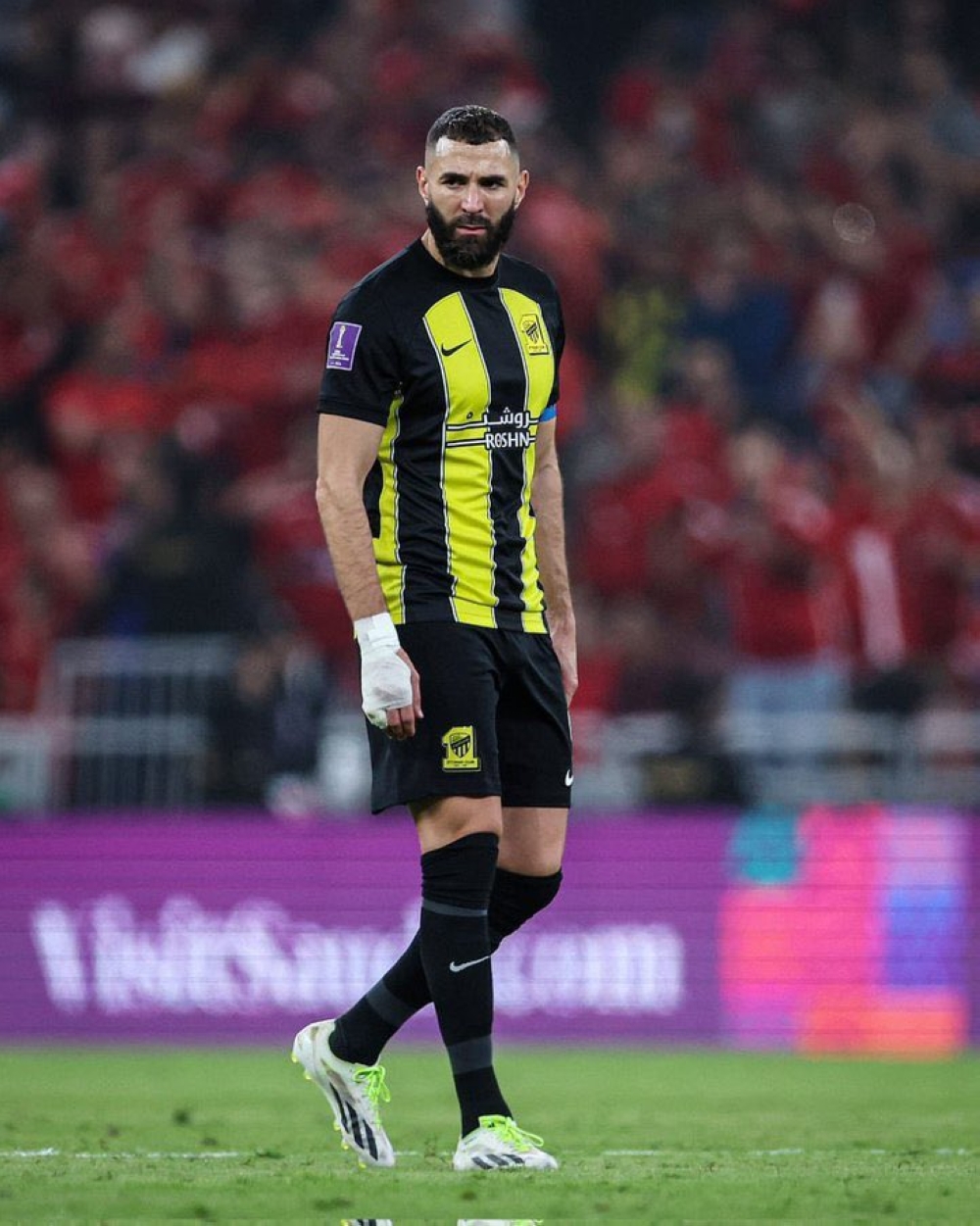 استمرار غياب كريم بنزيما عن تدريبات الاتحاد