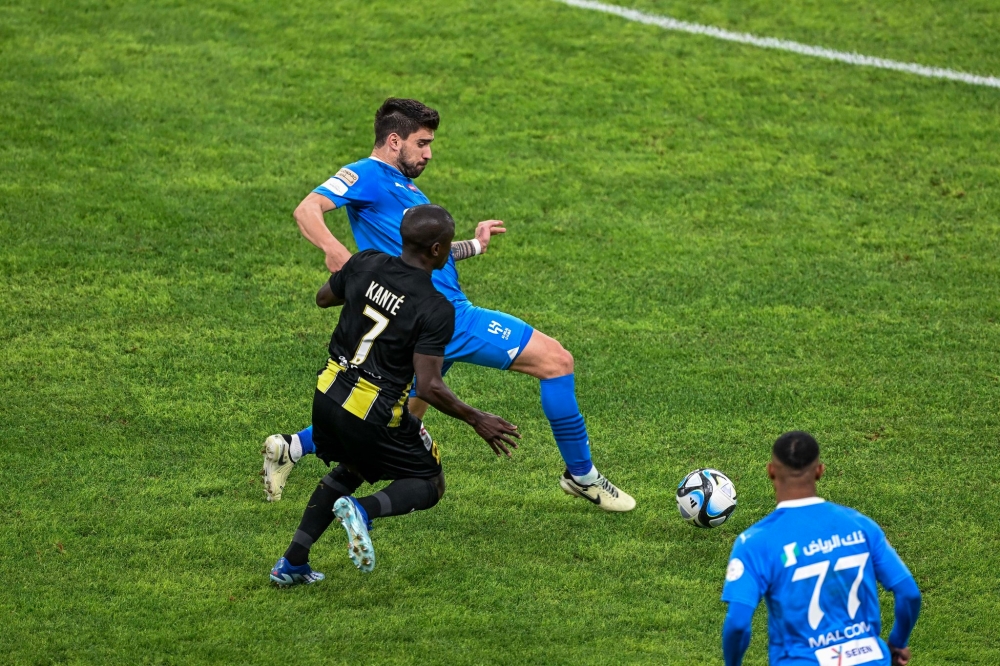 من يحسم كلاسيكو مارس التاسع.. الهلال أم الاتحاد؟