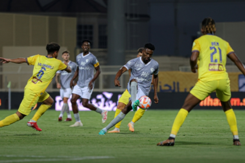 الجمعة.. الطائي يستضيف الحزم في صراع القاع 