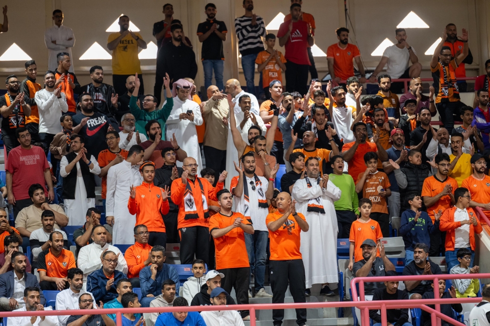 الصفا يعلن توفير حافلات لنقل الجماهير أمام الخليج
