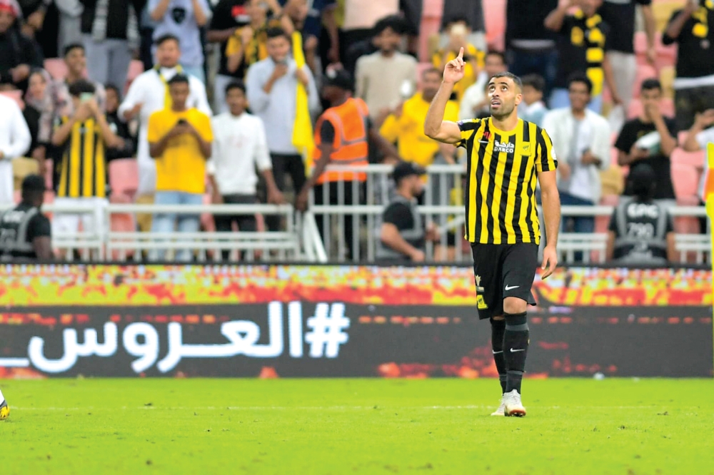 مشادة بين حمدالله والبليهي في مباراة الهلال والاتحاد