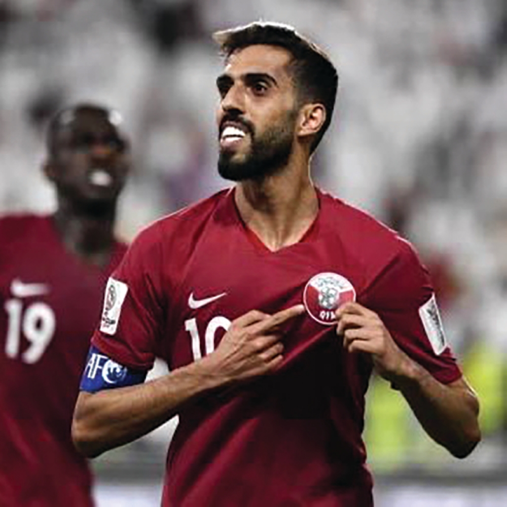 حسن الهيدوس قائد قطر يعتزل دوليًا