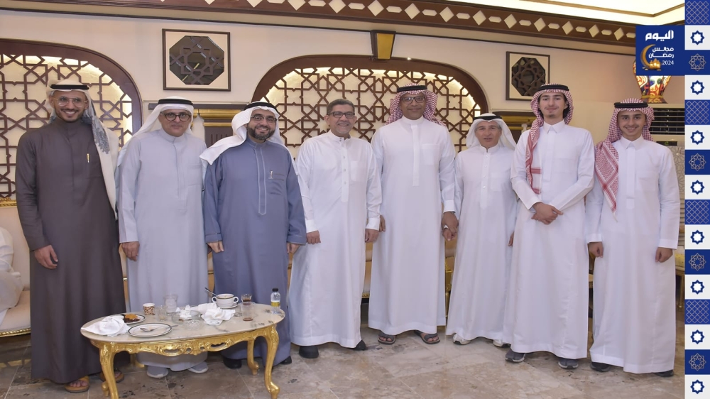 مجلس الميره.. تعزيز لقيم التواصل