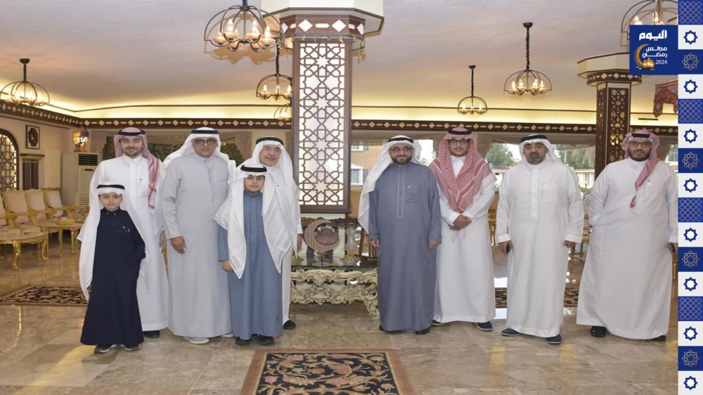 مجلس الميره.. تعزيز لقيم التواصل