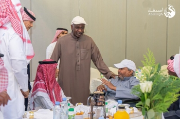 جمعية أصدقاء لاعبي الكرة الخيرية تقيم حفل إفطارها الرمضاني
