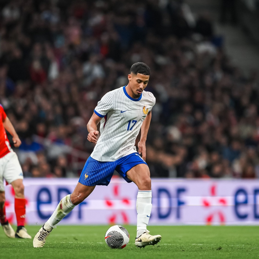 فرنسا تنتفض وتفوز على تشيلي وديا