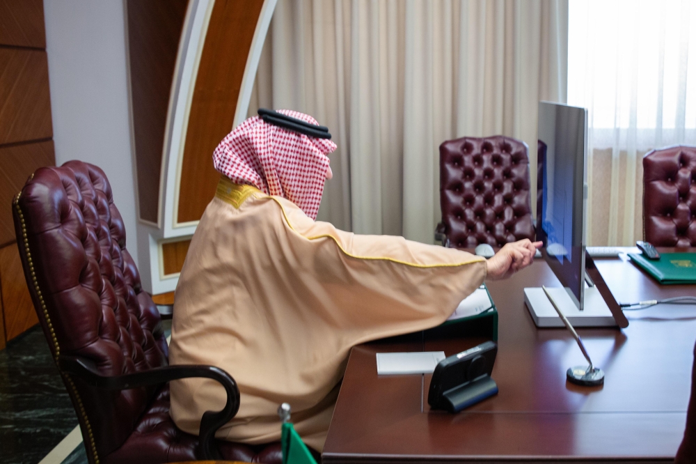أمير الشرقية يترأس اجتماع عمومية جمعية البر