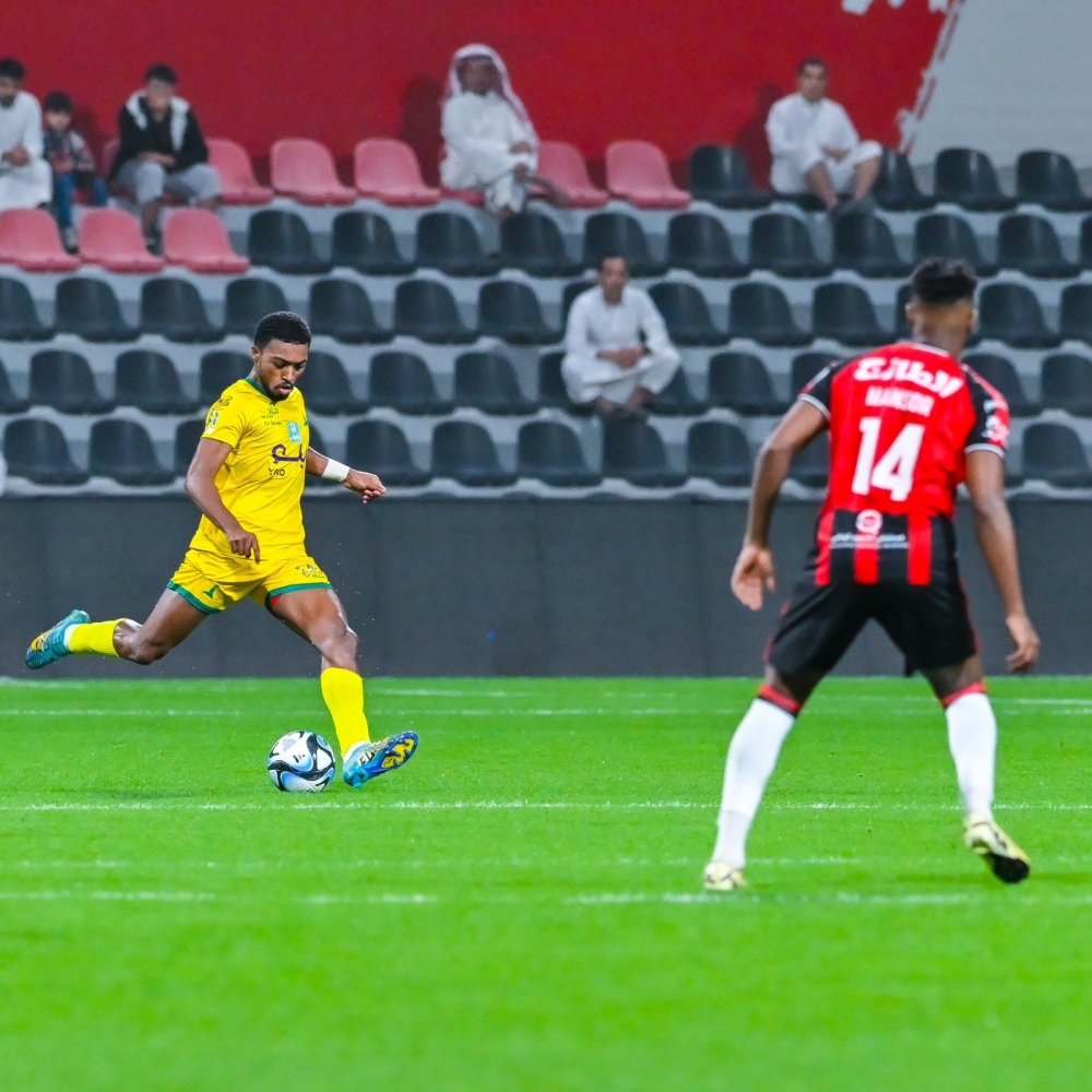 الخليج يواصل الصحوة ويهزم الرائد في روشن