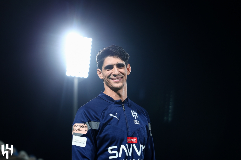 الهلال يفتح صفحة الخليج باللياقة والتكتيك