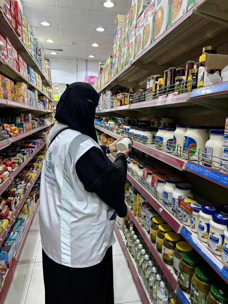 جولات رقابية مكثفة على المنشآت الصحية بالشرقية
