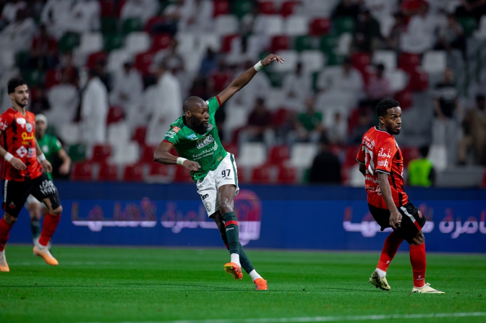 إيكامبي يتوّهج في دوري روشن