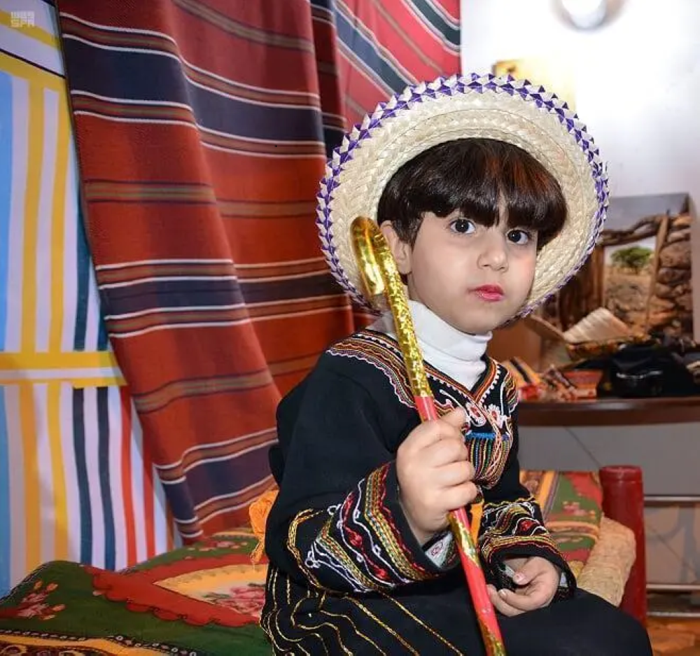 العيد حول المملكة.. عادات وتقاليد تزيد بهجة الاحتفالات