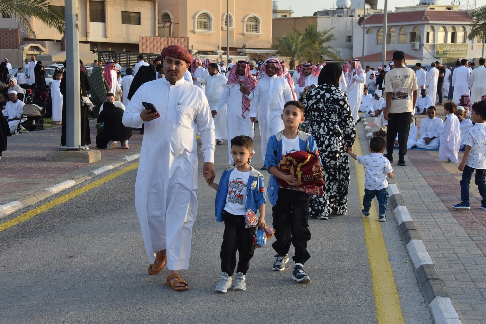فرحة الصغار بالعيد - اليوم 