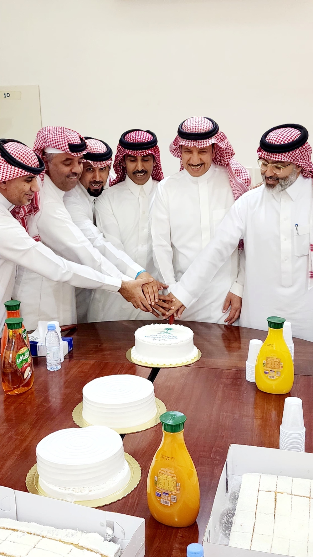 فرع وزارة الاعلام بالمنطقة الشرقية يقيم حفل معايدة لمنسوبيه بمناسبة عيد الفطر المبارك