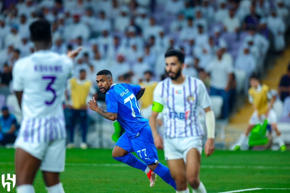 الهلال يخسر برباعية أمام العين الإماراتي