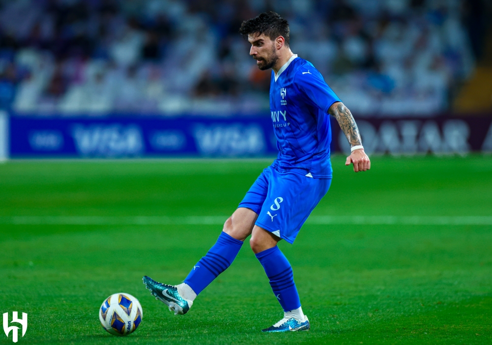 الهلال يخسر برباعية أمام العين الإماراتي