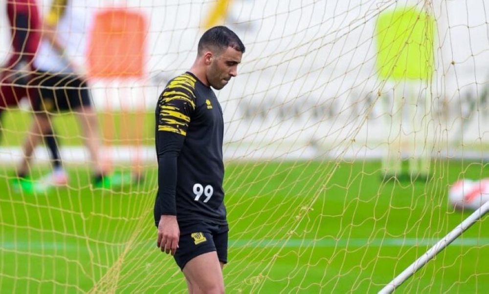 حمدالله يحيب.. هل يتمكن الهلال من تخطي العين؟