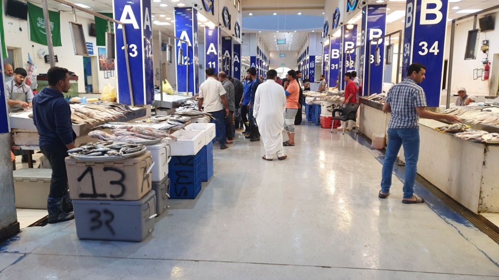 التقلبات الجوية ترفع أسعار الأسماك 30% بالشرقية- اليوم