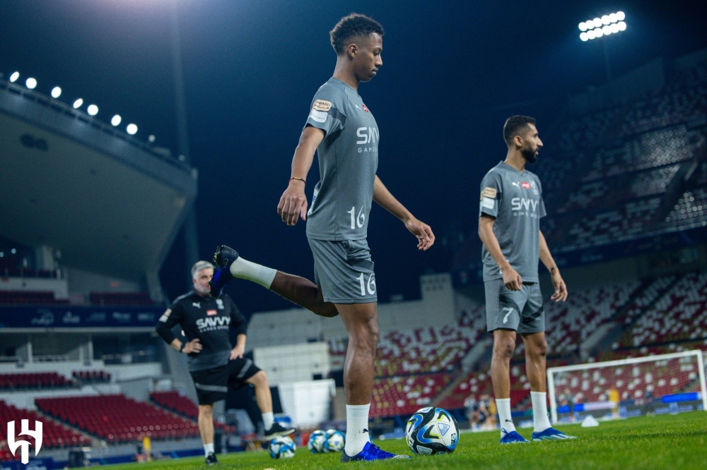 الهلال يعلن عودة ناصر الدوسري قبل مواجهة العين
