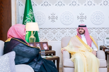 نائب أمير الشرقية يستقبل رئيس المحكمة الجزائية بالخبر