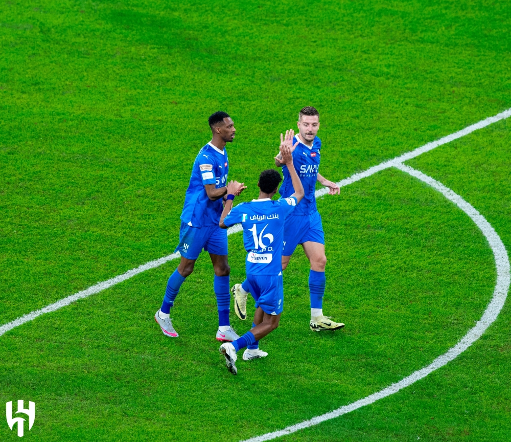 الهلال يغسل أحزانه بنقاط الفتح
