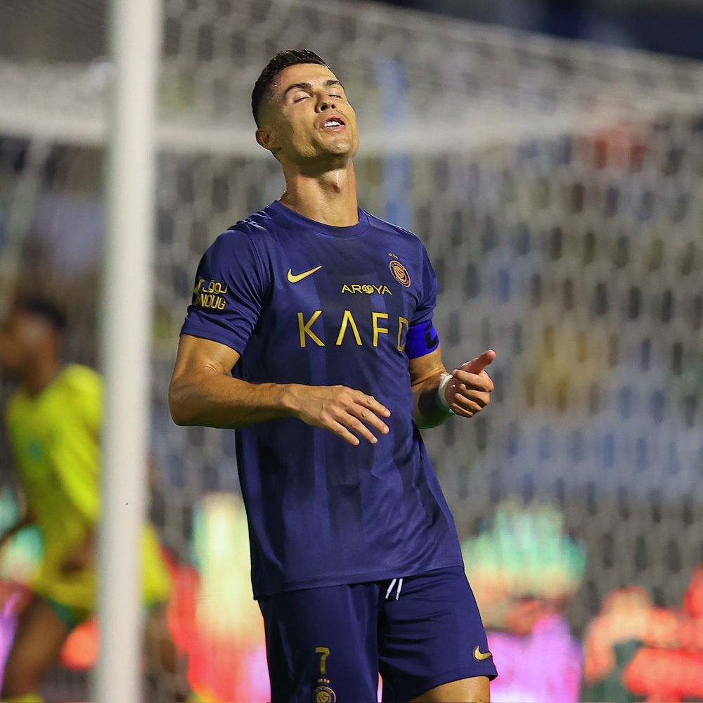 لابورت يقود النصر للفوز على الخليج