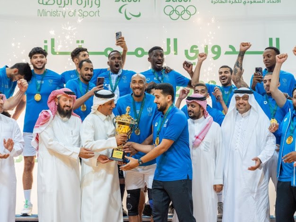 طائرة الهلال تطير  باللقب الـ 19
