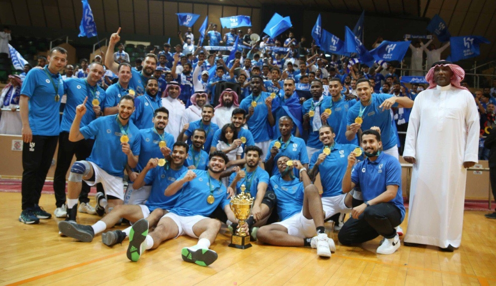 طائرة الهلال تطير  باللقب الـ 19