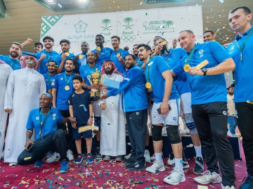 طائرة الهلال تطير  باللقب الـ 19